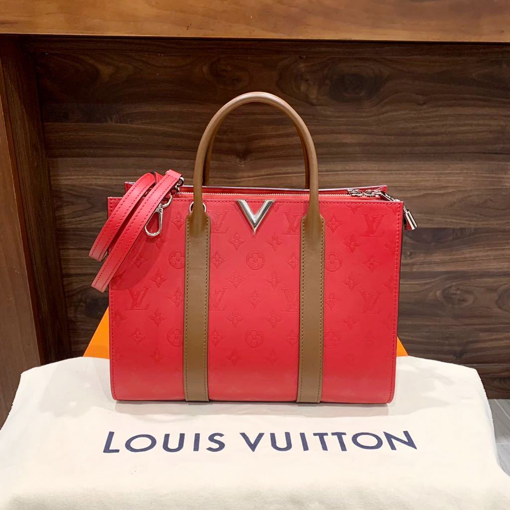 LOUIS VUITTON ルイヴィトン ヴェリトートＭＭ M42889 ルビー 2way ハンドバッグ