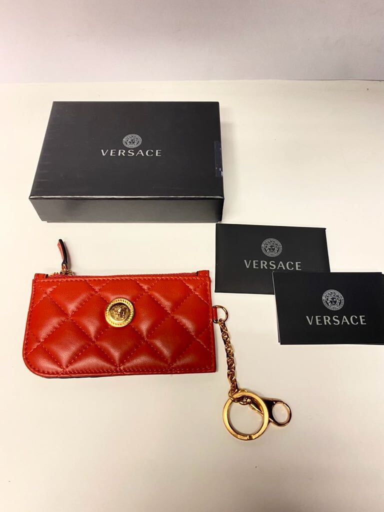 新品 2024年新作 VERSACE ヴェルサーチ カードパスケース 小銭入れ付き レザー 箱