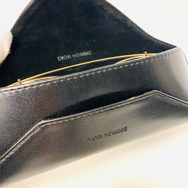 250418303