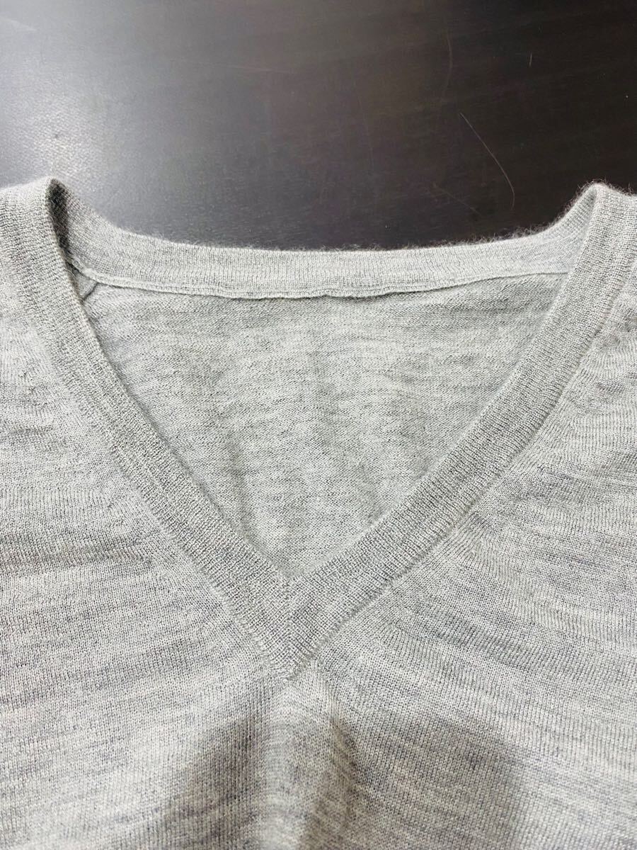 250428301